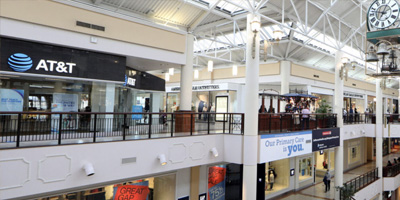 retail-worker-7728189b2c0c1bb27c1c496a461dfd72fd66d036301db66e67e9035acb817d6a